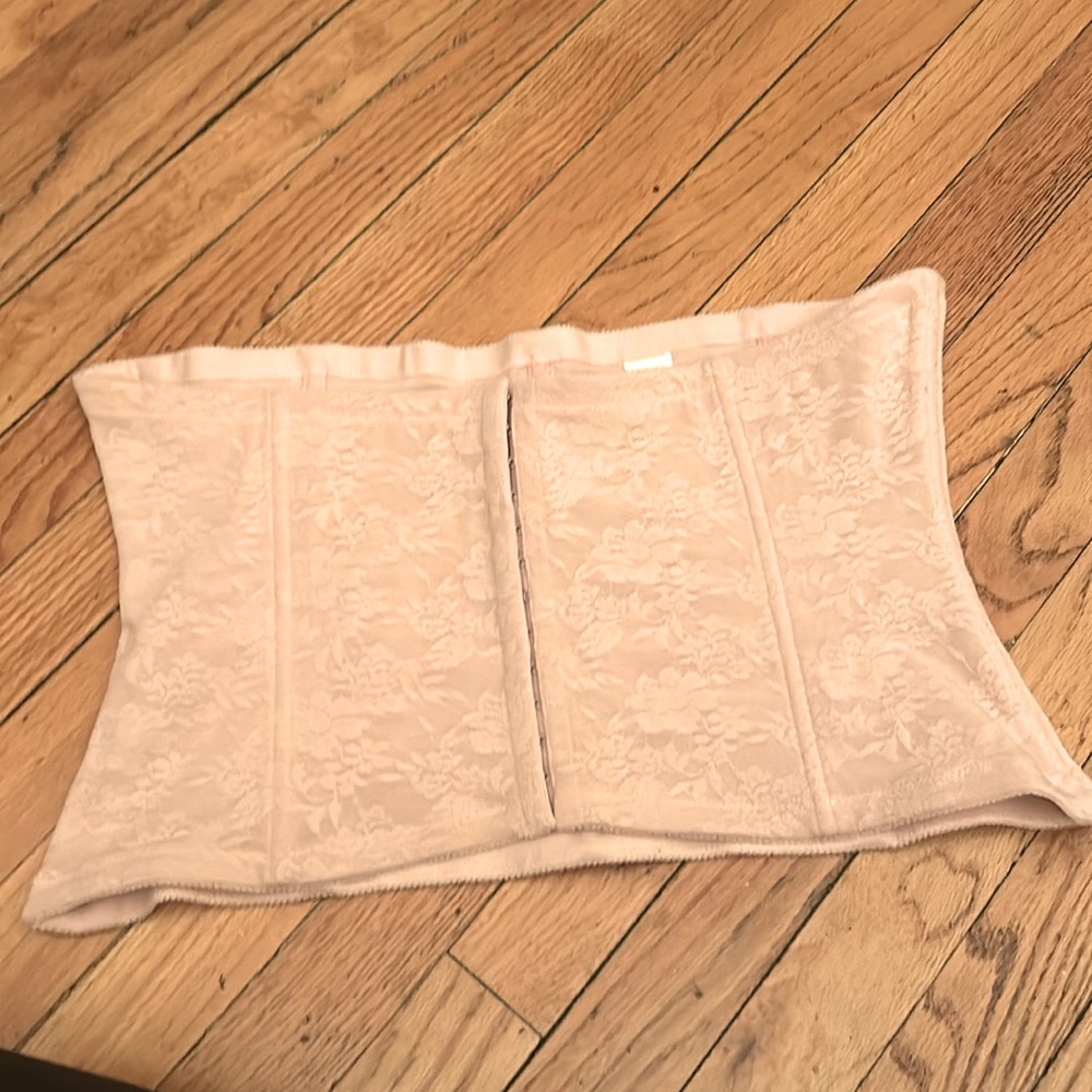 Rago shapewear waist cincher pale pink